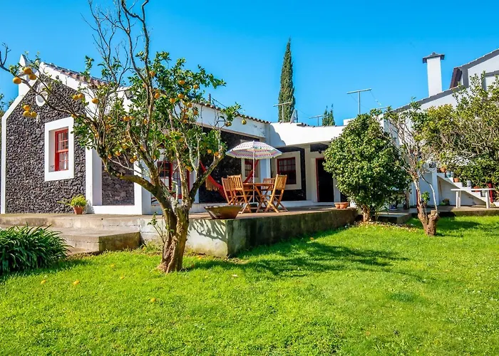 Quinta Dos Reis Biscoitos (Terceira)